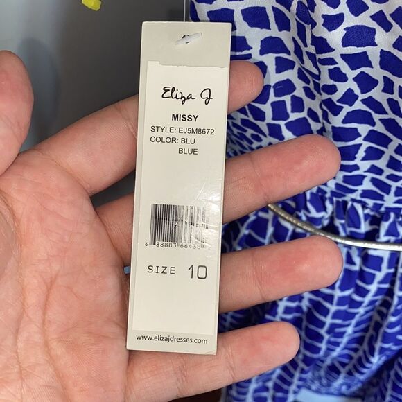 Eliza J Blue & White Multi Print Design Keyhole Dress Feminine Party Event - Picture 8 of 14